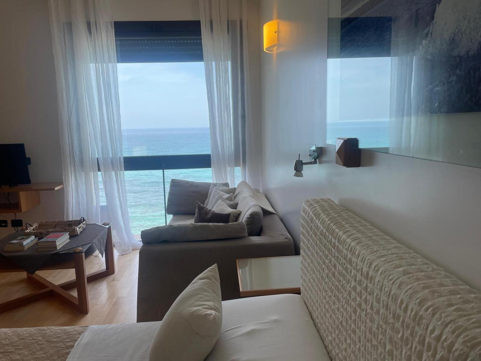 Garibaldi Sea Suites ตราปานี ภายนอก รูปภาพ