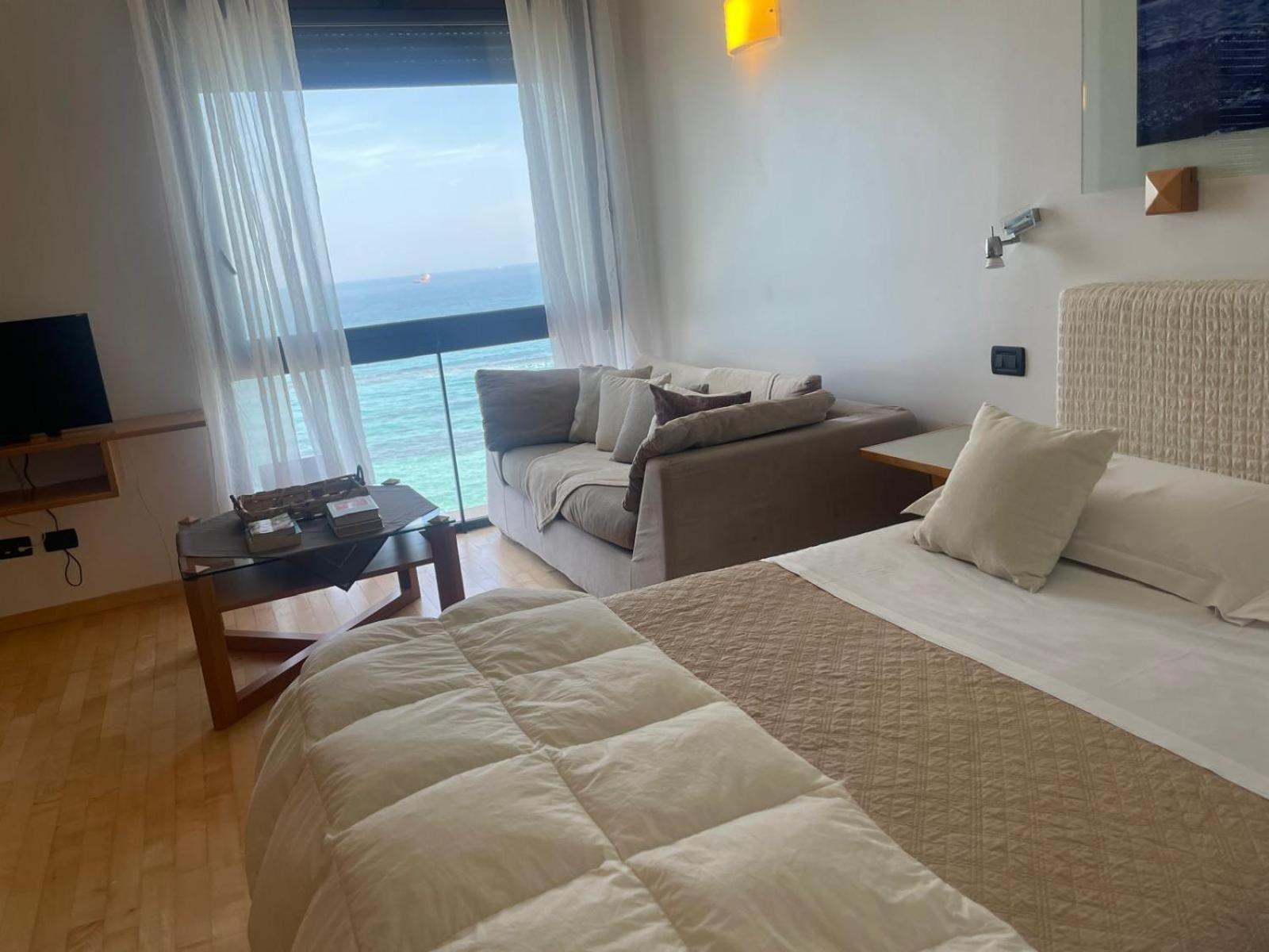 Garibaldi Sea Suites ตราปานี ภายนอก รูปภาพ