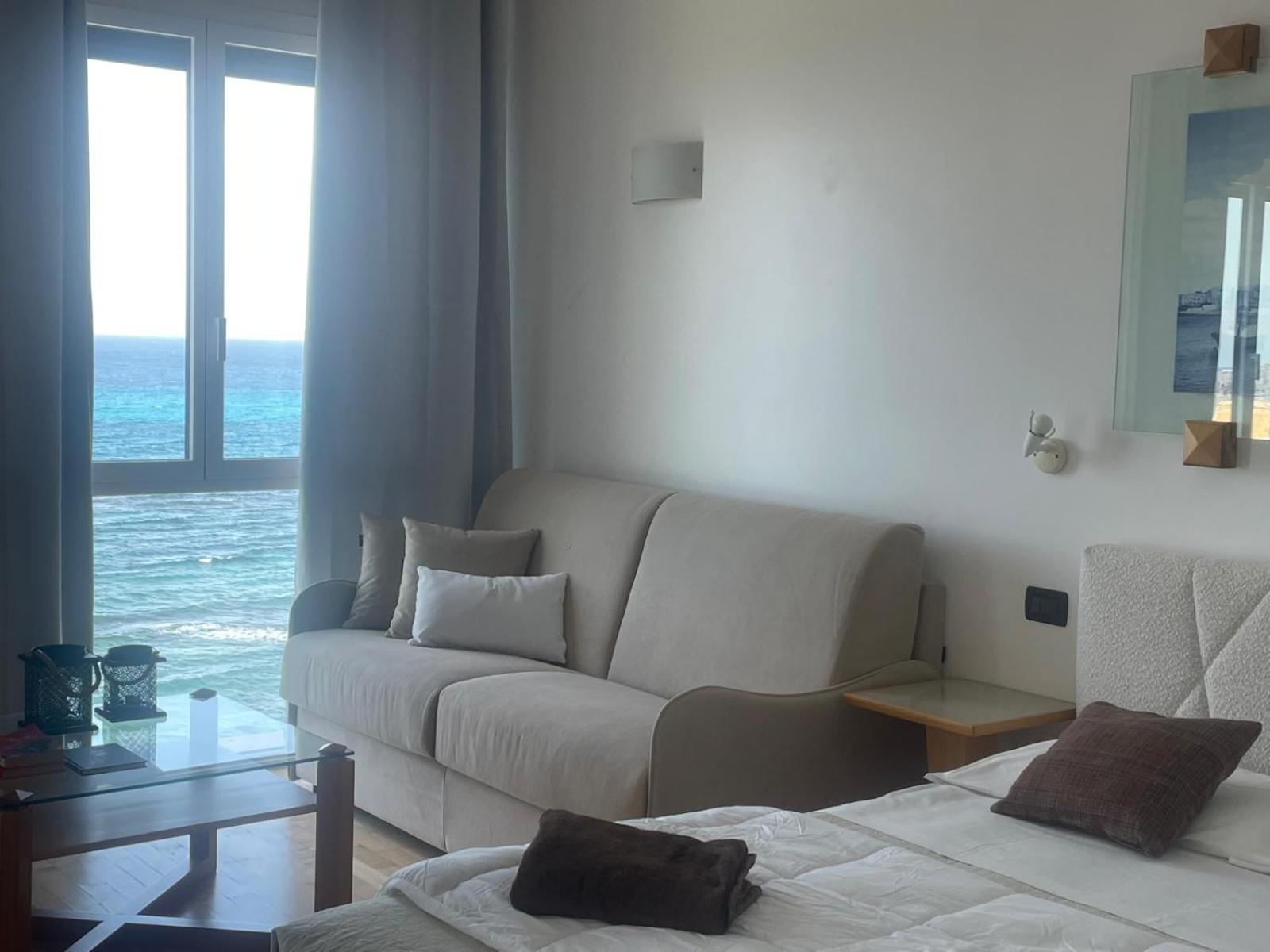 Garibaldi Sea Suites ตราปานี ภายนอก รูปภาพ