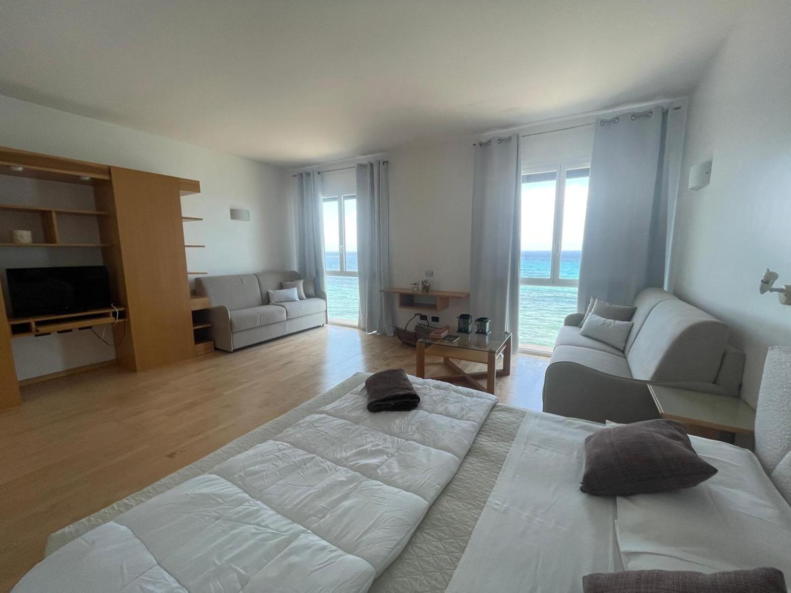 Garibaldi Sea Suites ตราปานี ภายนอก รูปภาพ