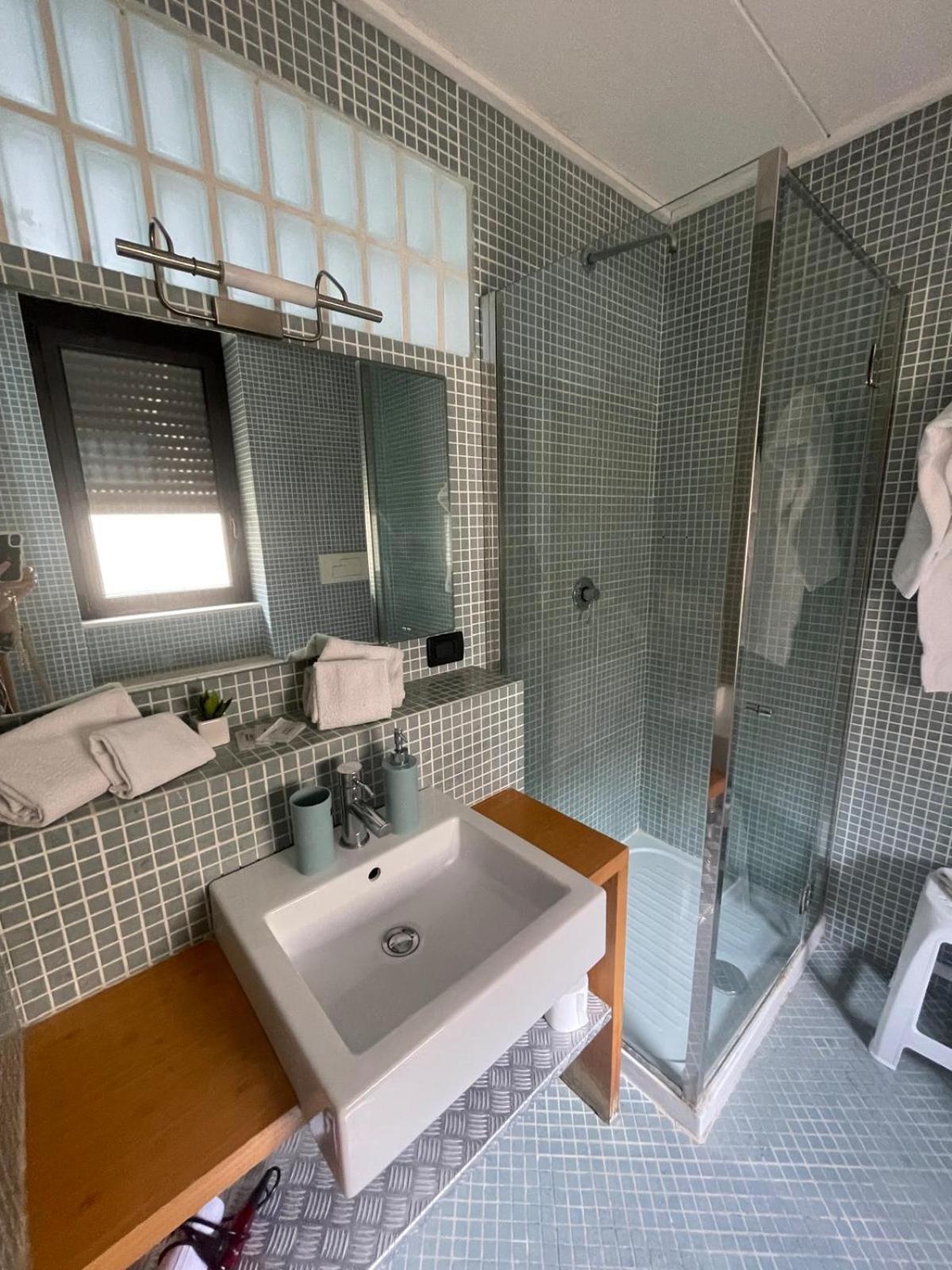 Garibaldi Sea Suites ตราปานี ภายนอก รูปภาพ